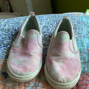 tie dye slip ons
